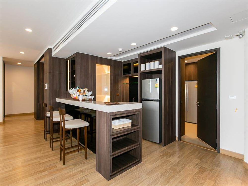 Luxury Penthouse 4 Bedroom for sale a Park Court Sukhumvit 77